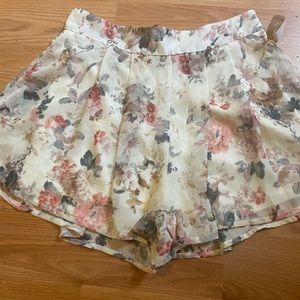Flower print shorts